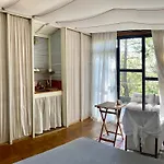 Sens B&B 3*