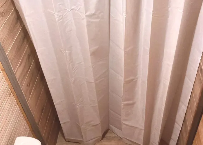 Sens Bed and Breakfast 3*