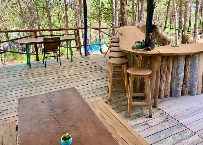 Sens Bed and Breakfast Κας