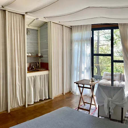 Sens Bed and Breakfast 3*