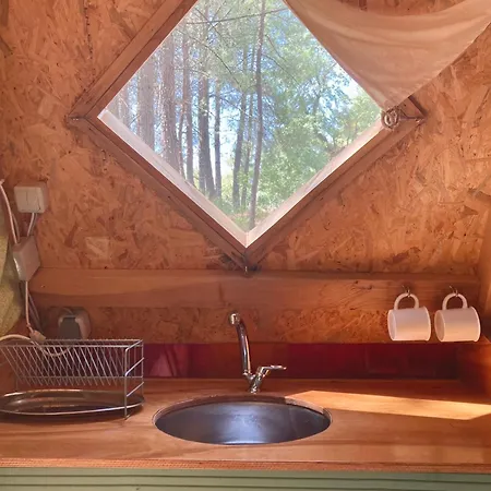 Bed and Breakfast Sens 3*