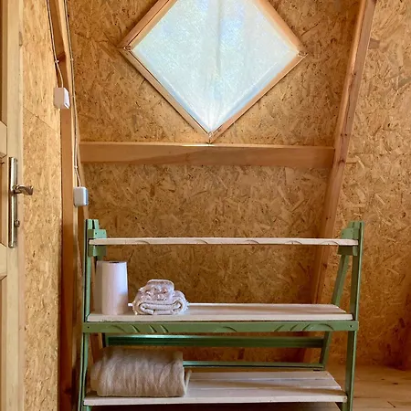 Sens Bed and Breakfast 3*